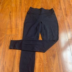 Black full length fabletics leggings